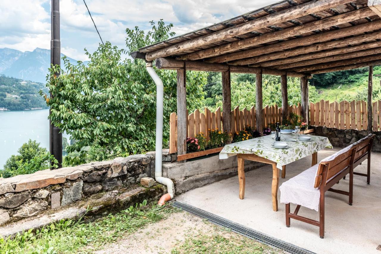 Apartamento Residenza Glicine Pergine Valsugana Exterior foto